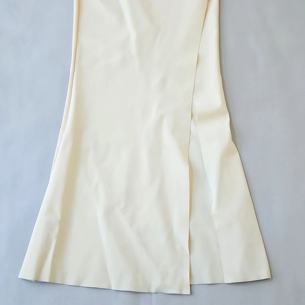 NWT! Chiara Boni One-Shoulder Front-Slit Wrap Gown Size 8 - Picture 6 of 16